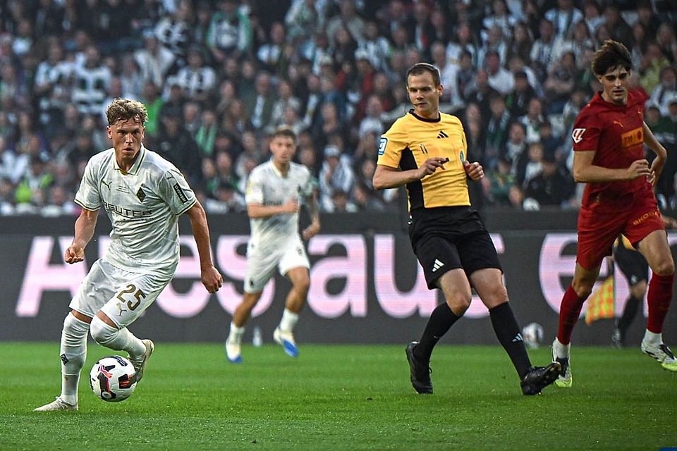 Robin Braun hat den Ball stets im Blick.