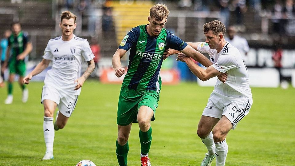 Gütersloh und Bocholt spielen am Dienstag. 
