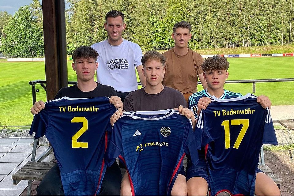 Die Neuzugänge des TV Bodenwöhr (von links): Tyler Jostwerth, Oliver Graßl, Philipp Nanka, Johannes Frey und Felix Boxleitner.