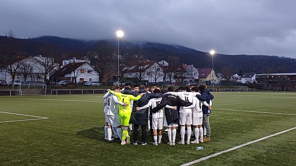 Eine 1:9-Klatsche kassierte der FC Alsbach und ist dem Abstieg sehr nahe.