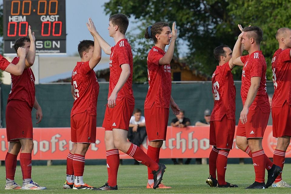 Zwölf Spiele, elf Siege, noch keine Niederlage: Der SV Sünching reitet in der Kreisklasse 1 auf der Erfolgswelle.