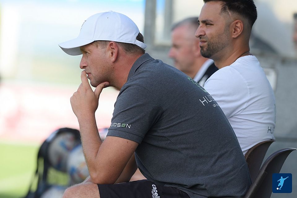 Werden die Sorgenfalten von Gebenbachs Trainer Kai Hempel wieder weniger?