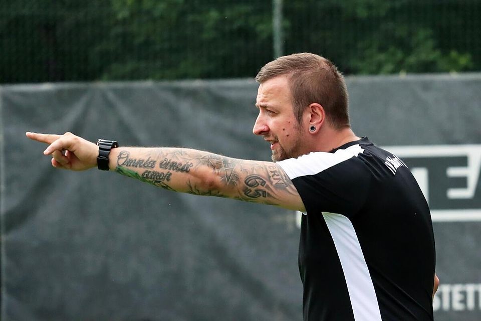 Sven Jäkel nennt den Aufstieg utopisch.