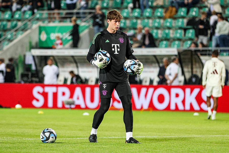 Nachwuchstorwart des FC Bayern: Max Schmitt.