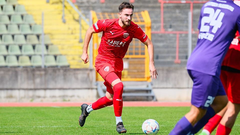 Nerman Mackic hat sich für einen Wechsel zum FC Sportfreunde Schwaig entschieden.