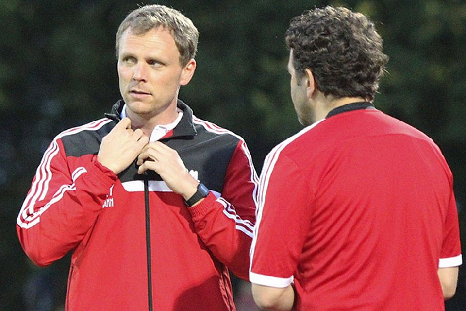 Seit Beginn dieser Saison ist Christian Braun (li.) beim FC Memmingen im Traineramt, Kollege Thomas Reinhardt (re.) seit eineinhalb Jahren. F: Scheuring
