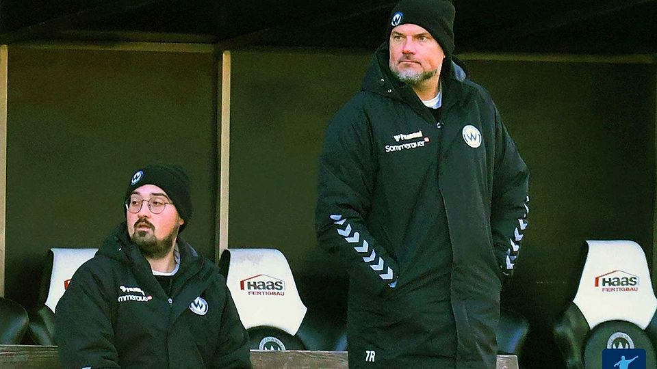 Aus und vorbei: Robert Berg (re.) und sein Co-Trainer Muhamed Mehmedovic sind in Burghausen von ihren Aufgaben entbunden worden.
