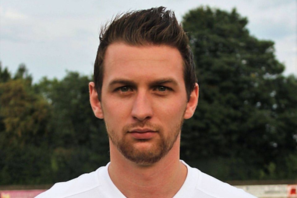 Büderich-Trainer Denis Hauswald darf sich auf acht neue Spieler freuen.