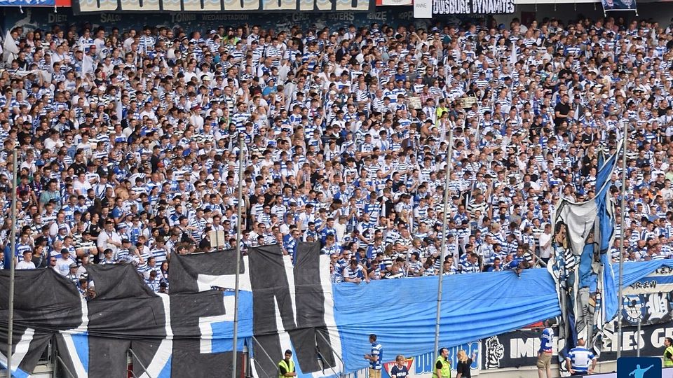 Auf seine Fans kann sich der MSV Duisburg auch nach dem Abstieg in die Regionalliga verlassen.