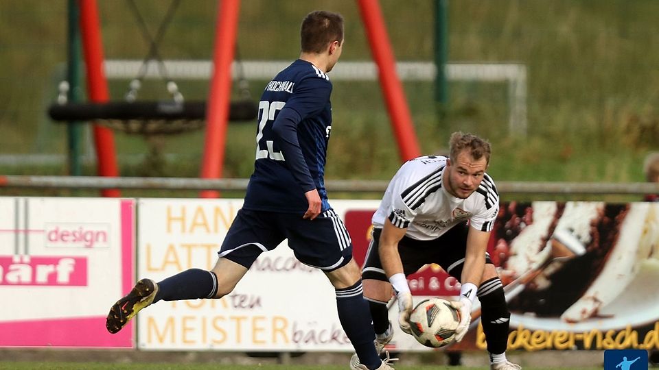 Torwart Yannick Görgen und den Morbachern steht gleich zum Auftakt eine schwere Prüfung ins Haus: Die Hunsrücker gastieren beim Oberligaabsteiger FC Bitburg.