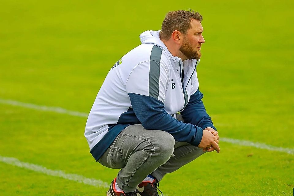 Steht mit dem SC Olching vor einem Umbruch: Trainer Martin Buch.