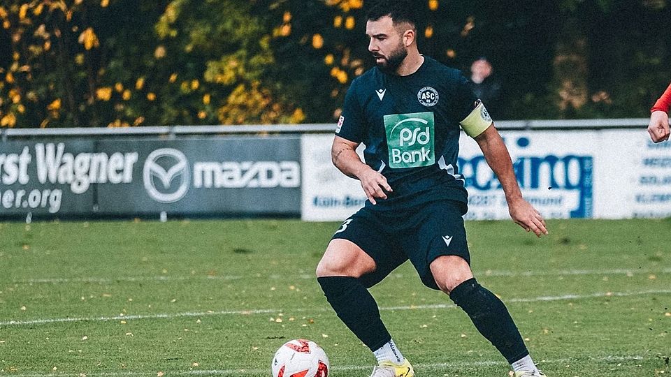 Aplerbecks Torjäger Maxi Podehl erzielte vier Tore gegen Clarholz.