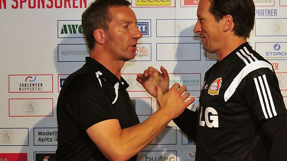 WSV-Coach Thomas Richter (hier mit Leverkusens Cheftrainer Roder Schmidt). Archivfoto: Jochen Classen