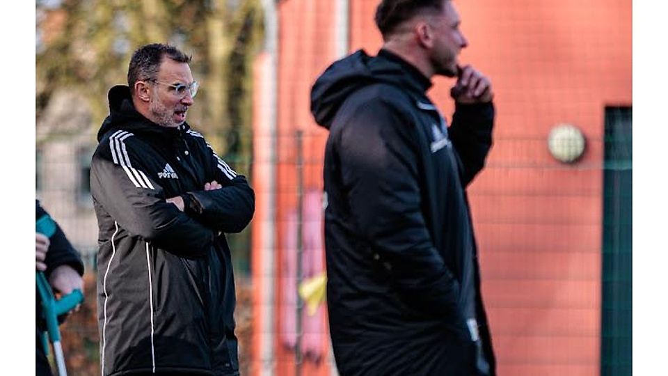 Simon Kings (L.) und Ralf Trimborn (R.) bilden das Trainerteam