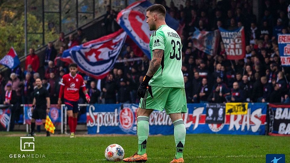 Justin Möllering im Pokalspiel des FC Büderich gegen den Wuppertaler SV.