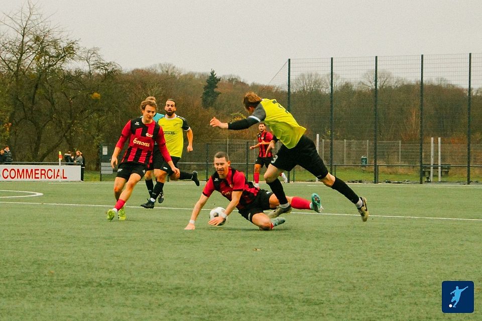 Mit einem Sieg bei Bergfried Leverkusen will Südwest Köln die Spitze verteidigen. Mit einem Sieg bei Bergfried Leverkusen will Südwest Köln die Spitze verteidigen.