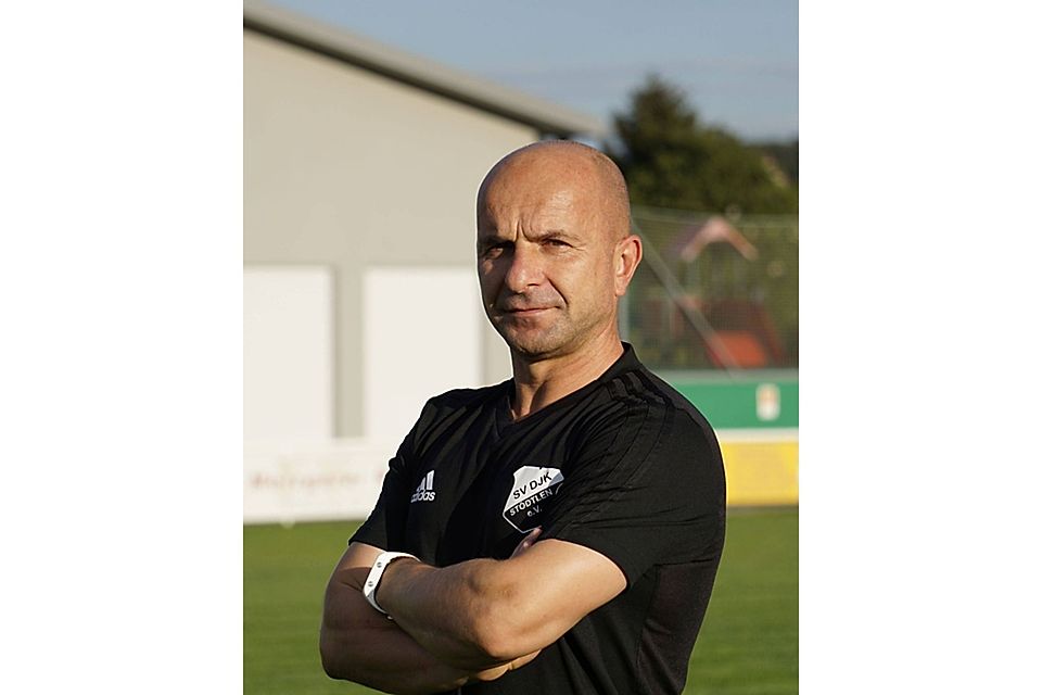 "Wir möchten erfolgreich Fußball spielen", sagt Darko Saveski (50).