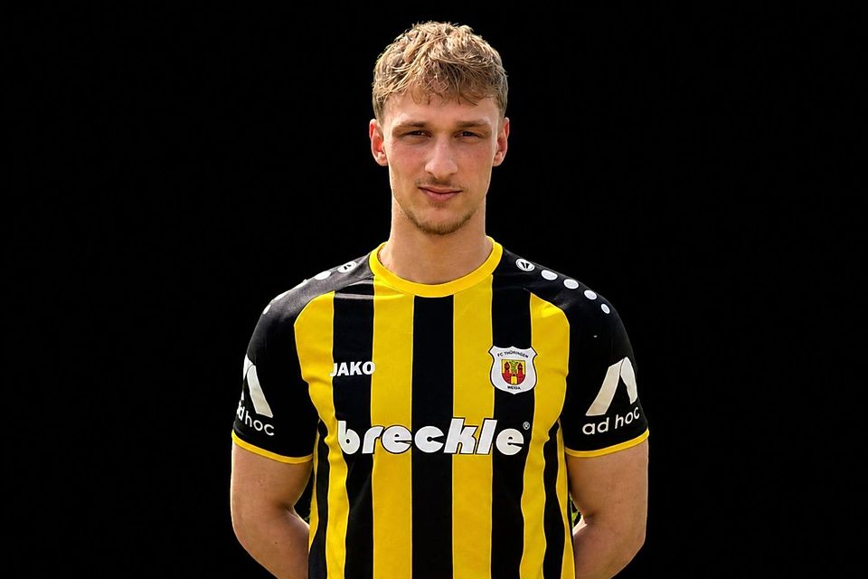 Der große Innenverteidiger Christoph Otto soll für mehr Stabilität in der Defensive sorgen. Der große Innenverteidiger Christoph Otto soll für mehr Stabilität in der Defensive sorgen.