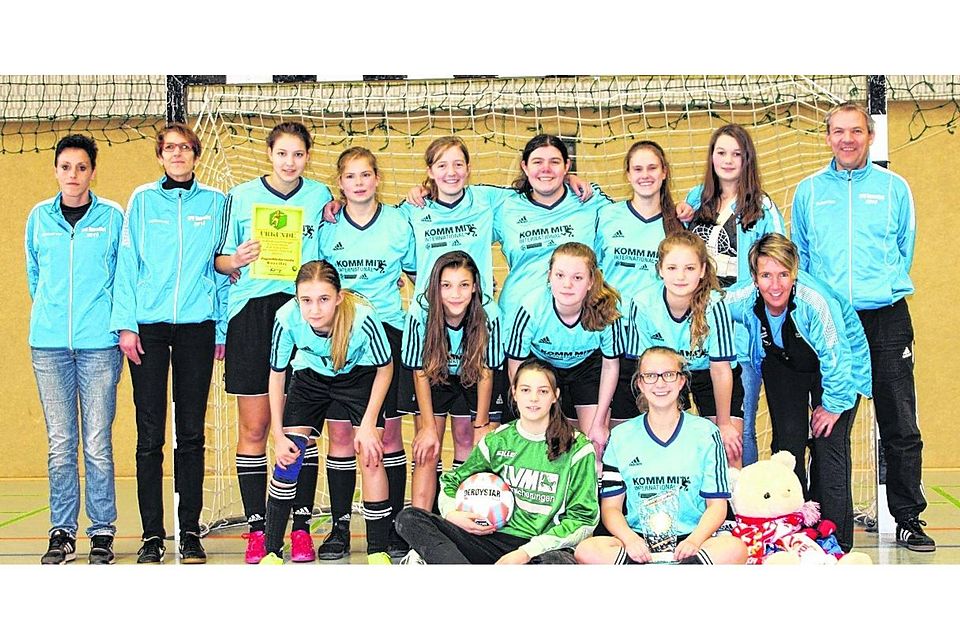 Die B-Juniorinnen des JFV Rureifel sichern sich den Titel des Hallenkreismeisters und vertreten deshalb den Fußballkreis Düren in Hennef.