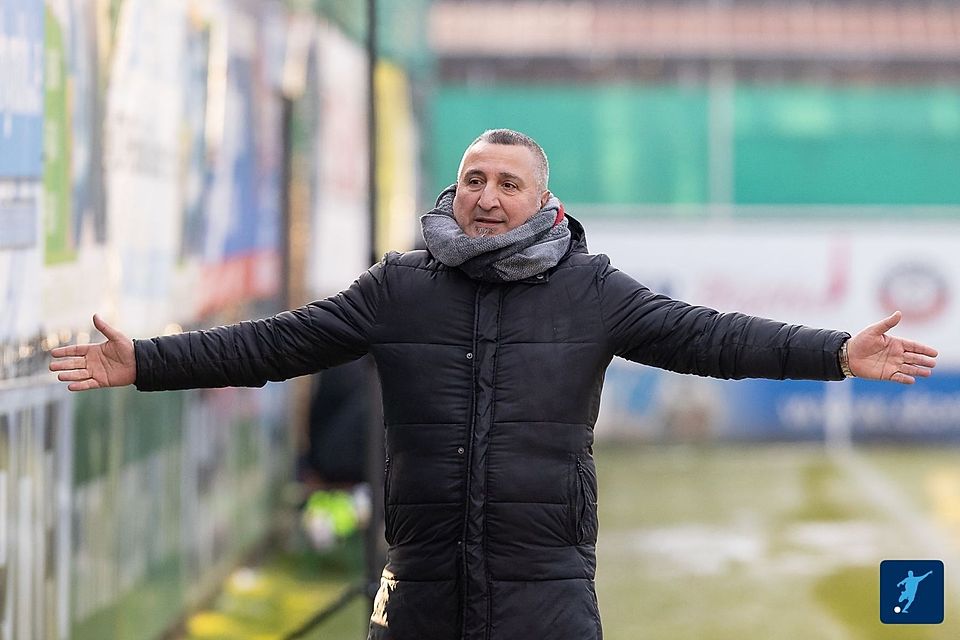 Servet Bozdag und Türkspor Augsburg mussten am vergangenen Samstag gegen Ismaning kurz vor Schluss noch den 2:2-Ausgleich hinnehmen. Gegen die Junglöwen gehen die Fuggerstädter zwar als Außenseiter in die Partie, kampflos wollen und werden sie die Punkte aber keinesfalls hergeben.