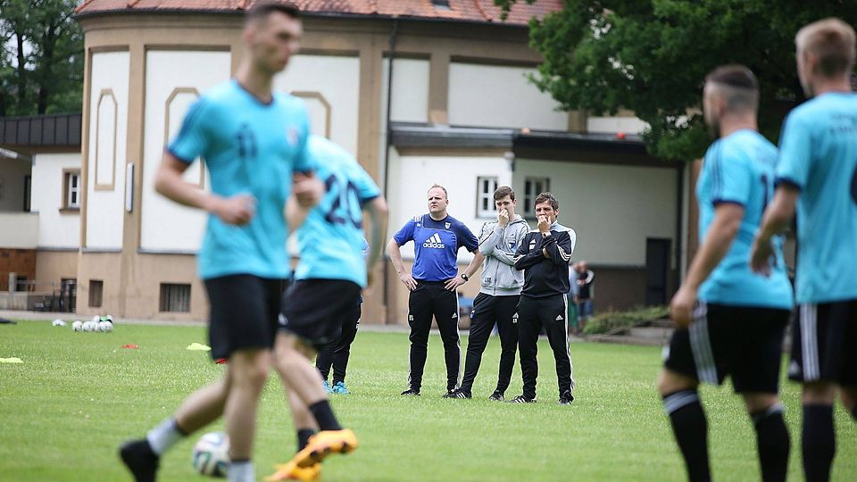 Nach zwei Wochen Pause rollt der Ball wieder bei der Sp Vgg Jahn Forchheim. Um in der Landesliga vorne dabei zu sein, bringt sich die neu zusammengestellte Mann­schaft in der Vorbereitung in Form. Foto: Ralf Rödel