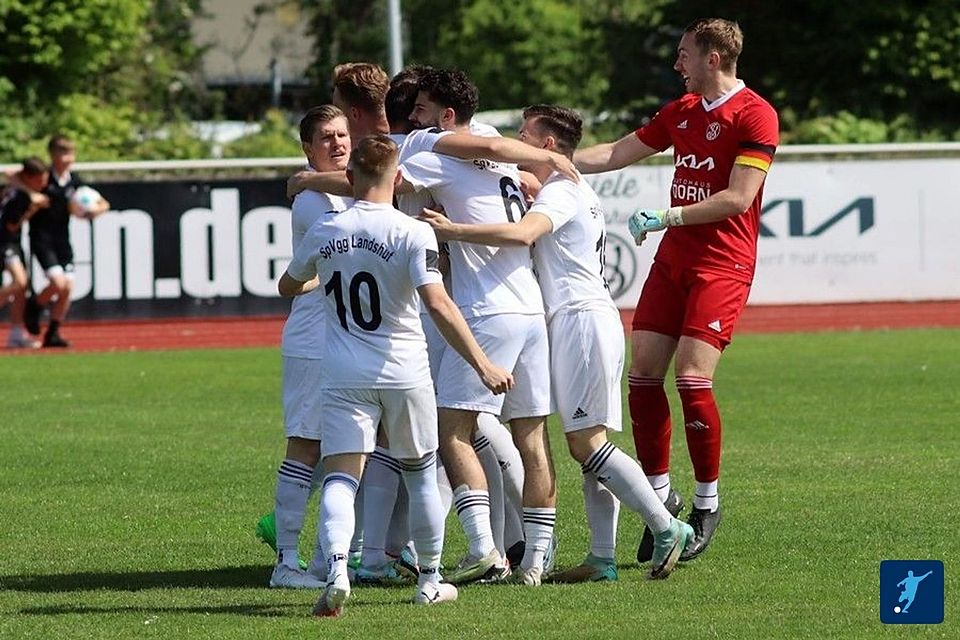 Ein immens wichtiger Sieg für die Spiele Landshut! In der Landesliga Mitte heißt's unbedingt 13. zu werden, um dem Abstiegskampf ohne Relegation zu entrinnen. 