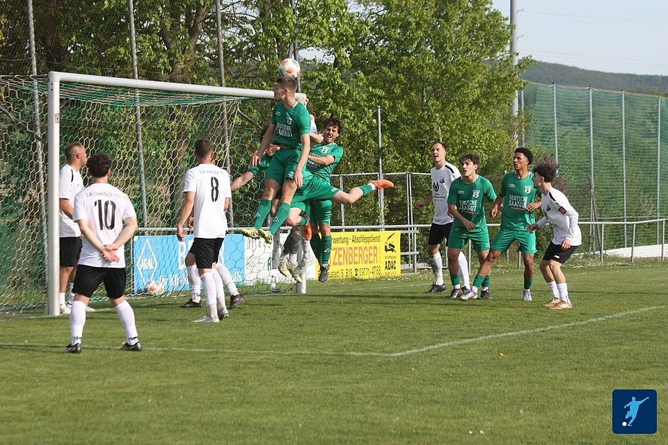 Patzer im Aufstiegsrennen: Der TSV Großbardorf kam beim Duell gegen die DJK Dampfach nicht über ein 2:2 Unentschieden hinaus. 