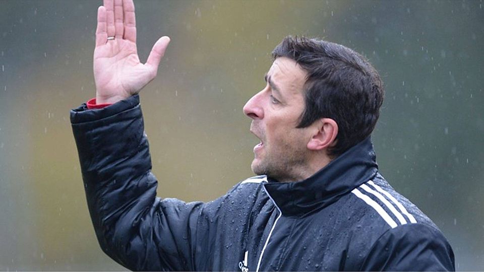 Andreas Binder weiß genau, was er am finalen Spieltag in der Fußball-Bezirksliga von seinem Team nicht sehen will: offene Schleusen und ein 5:5.    | Foto: Patrick Seeger