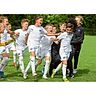 So sehen Sieger aus: Die E-Junioren des VfL Osnabrück feierten im Finale gegen Cottbus den Turniersieg.