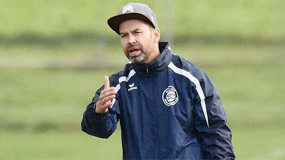 Zuletzt trainierte Hönisch den SC Oberweikertshofen, wo er auch als Spieler im Einsatz war.