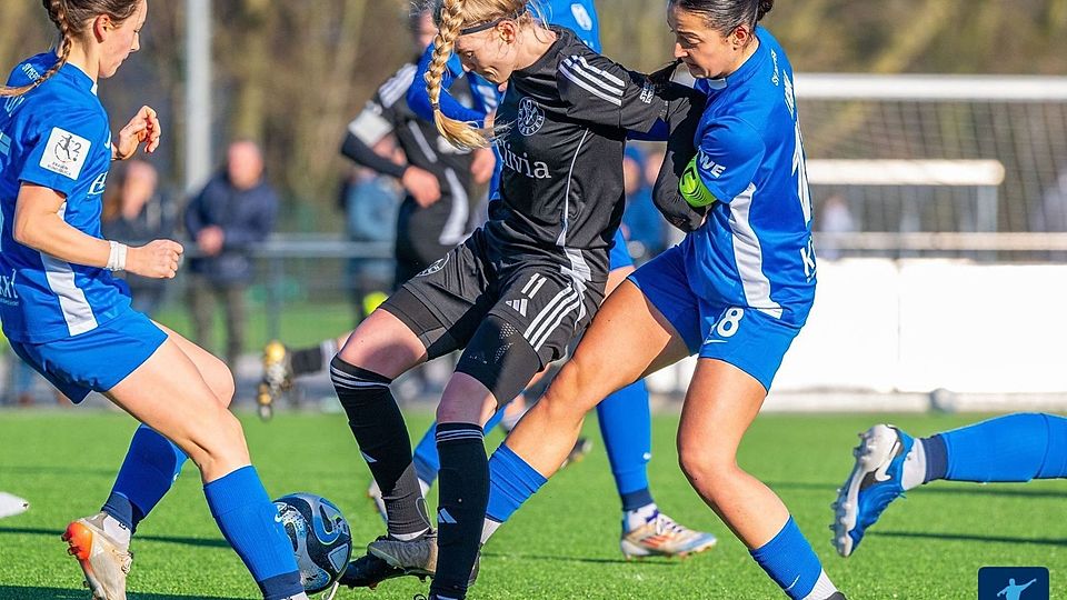 Warbeyen feiert. 