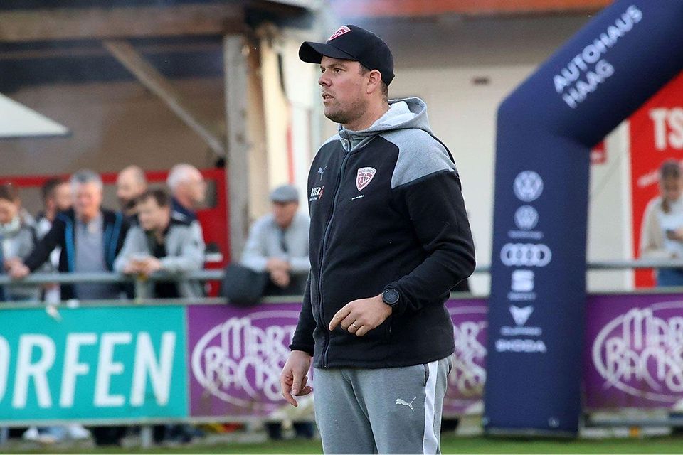 Der TSV Buchbach um Coach Marc Unterberger musste sich gegen den FV Illertissen geschlagen geben.