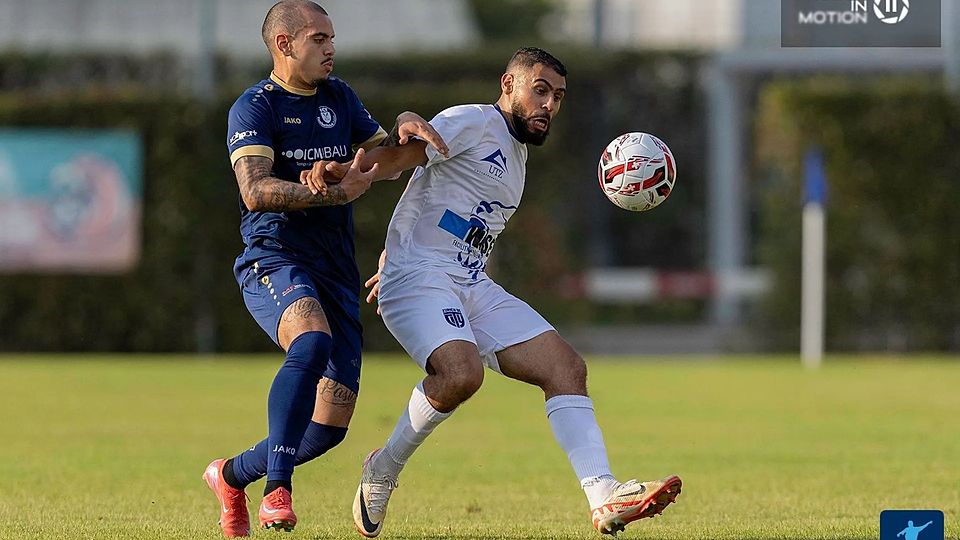 Thalwil (in dunkelblau) und Zürich City (in weiss) - hier beim Aufeinandertreffen in der allerersten Meisterschaftsrunde - sind die beiden heissesten Zürcher Anwärter auf den Gruppensieg in der Interregio-Gruppe 3.