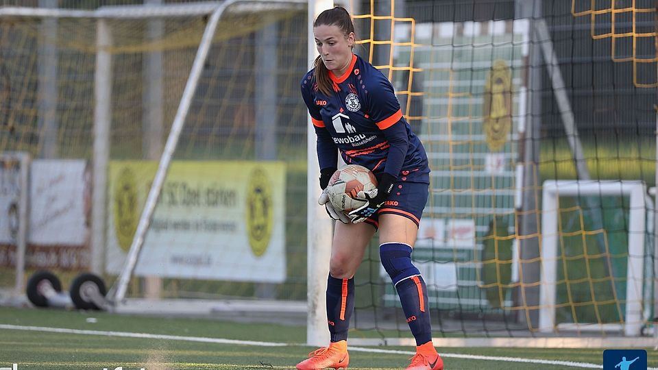 Opel-Torhüterin Annika Peschke leitete mit einem kapitalen Fehler die Niederlage des SC Opel ein.