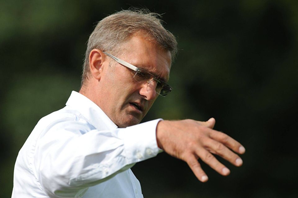 „Die Pause hat mir sehr gut getan.“ Milorad Pilipovic ist seit Samstag wieder Trainer in Bahlingen.   | Foto: Seeger