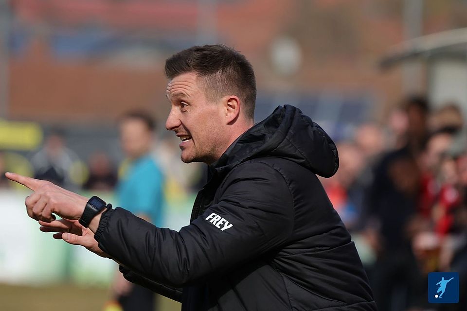 Vilzings Coach Beppo Eibl will mit seiner Mannschaft gegen Ansbach wieder was Zählbares einfahren.