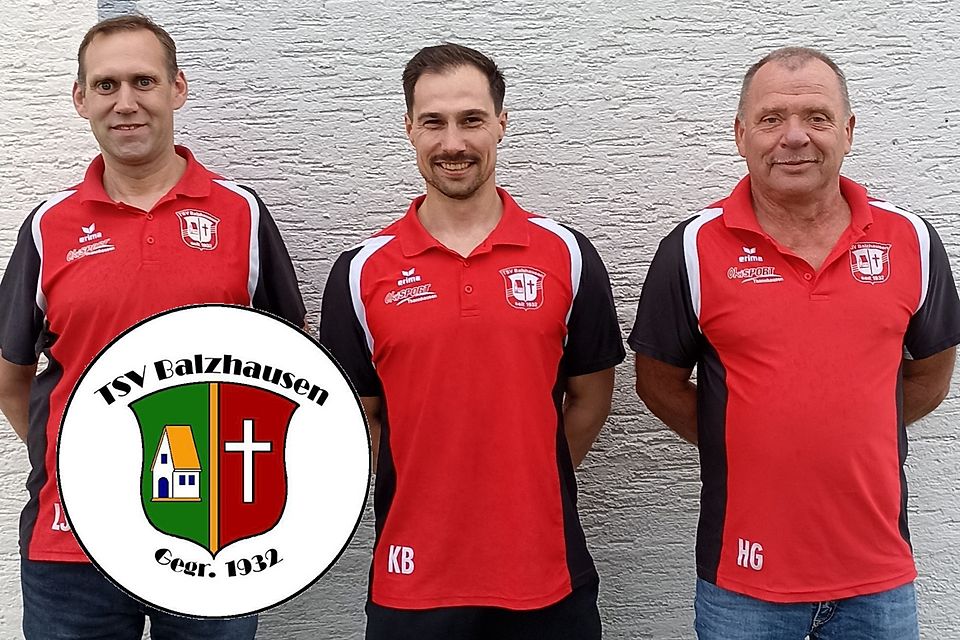 Sie freuen sich auf die Zusammenarbeit beim TSV Balzhausen in der Saison 22/23 (von links): Abteilungsleiter Stephan Leitenmaier, Trainer Benjamin König und der stellvertretende Abteilungsleiter Günter Hartmann.