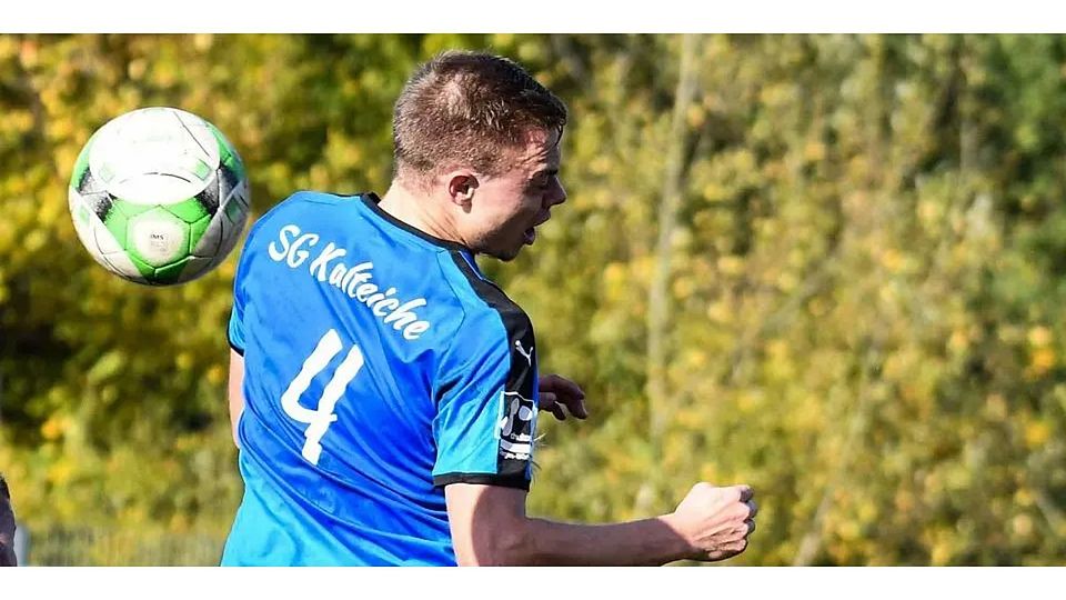 Nun gibt es doch kein Revival der SG Kalteiche (hier der mittlerweile für die SG Hickengrund kickende David Hick im Jahr 2019). (Archivfoto) © Katrin Weber