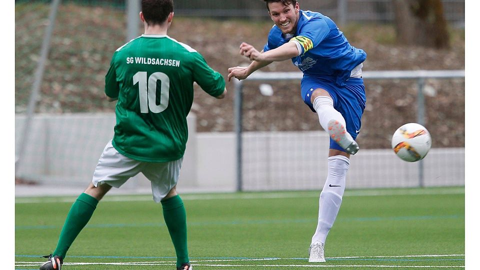 Abgezogen: Ra/Ma-Akteur Felix Neumann beweist gegen Wildsachsen Treffsicherheit.	Foto: rscp / René Vigneron