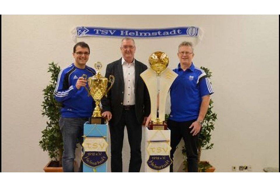Um diese schönen Pokale geht es am Wochenende beim TSV Helmstadt. Foto: TSV.