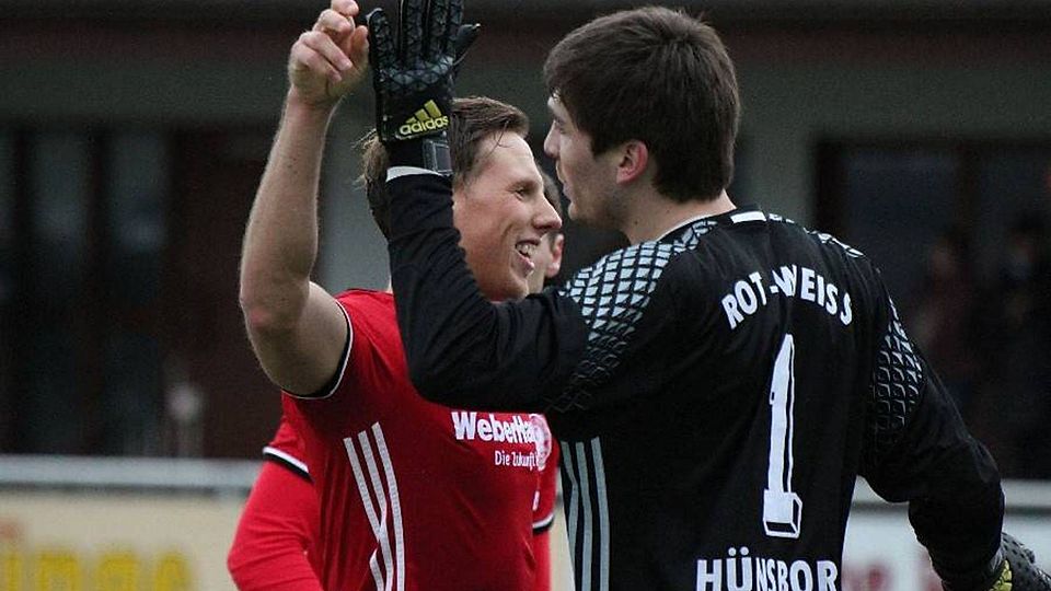 Sascha Leicher (links), hier im Dress von Rot-Weiß Hünsborn, schnürt seine Fußballstiefel in der nächsten Saison für den SSV Sohlbach-Buchen.