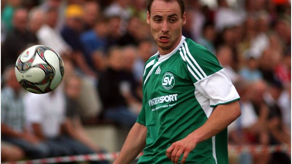 Sebastian Escherisch streift wieder das Trikot des SV Schalding-Heining über  F: Michael Wagner