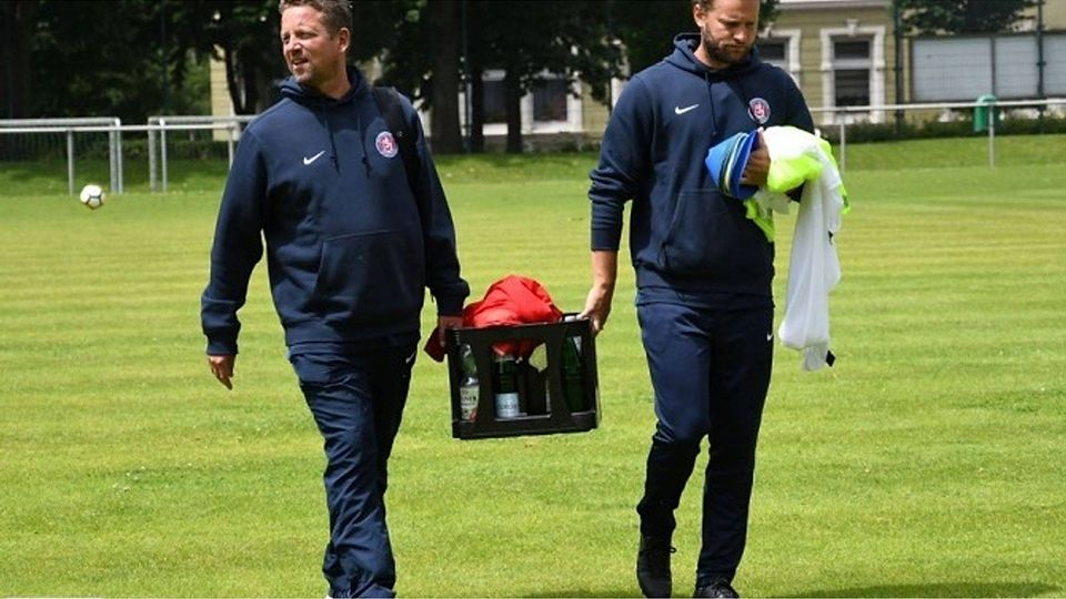 Chefcoach Christian Britscho (li.) und Co-Trainer Pascal-Bieler. F: Jochen Classen