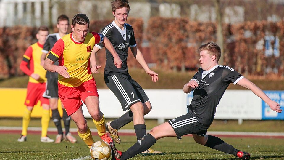 In einen wahren Torrausch spielte sich Lingens Kapitän Dennis Brode. Das 1:0 bereitete er vor, die restlichen fünf Tore erzielte er höchstpersönlich ? zwischen der 12. und 36. Minute.