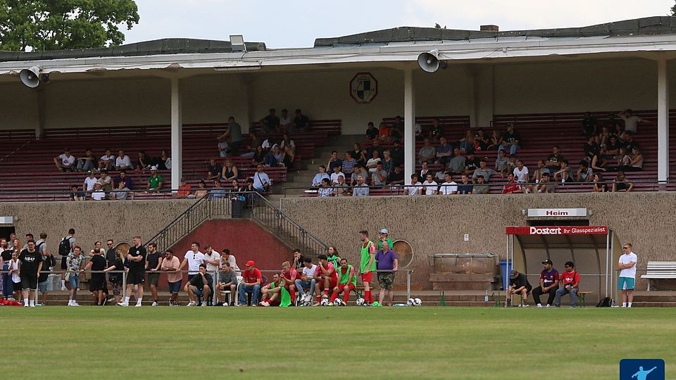 Viel Charme: Das Hubert-Houben-Stadion in Krefeld.