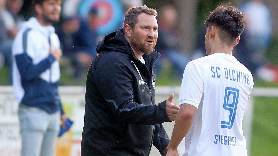Olchings Trainer Martin Buch kann für den anstehenden Landesliga-Abstiegskampf mit drei neuen Spielern planen.