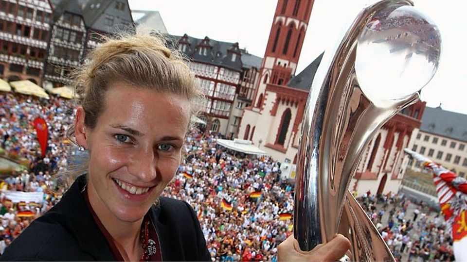 Vor ihrem 100. Länderspiel: Simone Laudehr. (Foto: Bongarts / Getty Images)