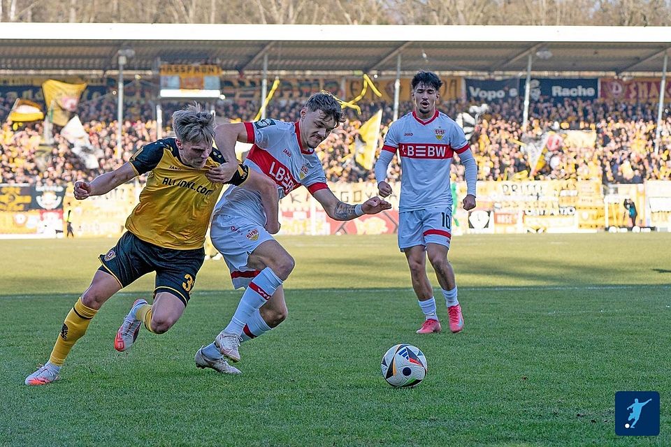 Stuttgart rang Dynamo Dresden mit 2:1 nieder.