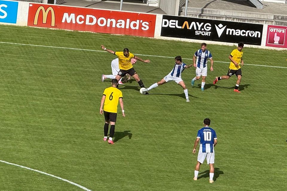 Der Kampf um den Ball