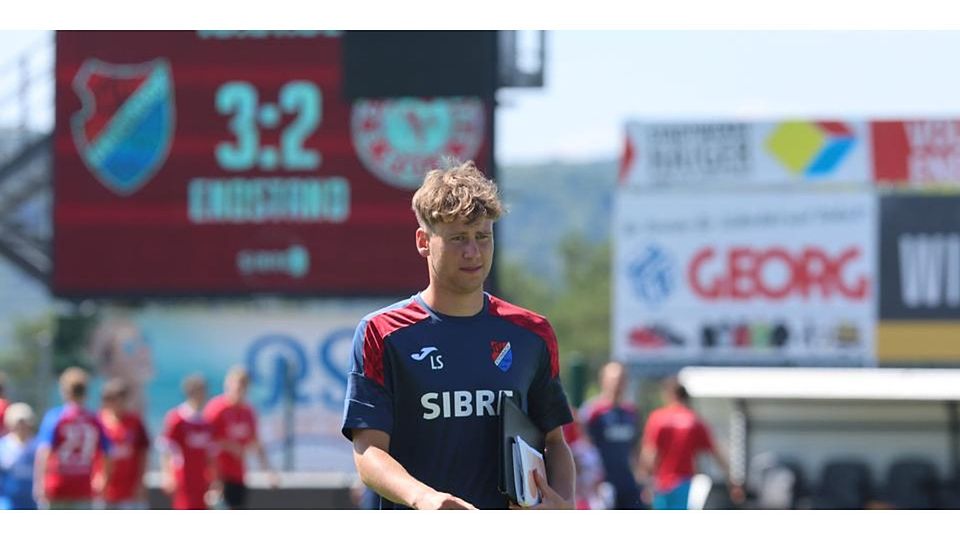 Laurits Strotmann wird beim Fußball-Verbandsligisten TSV Steinbach Haiger die U23 hauptverantwortlich coachen und als Co-Trainer Hüsni Tahiri beim Regionalligateam unterstützen. © IMAGO/Fotostand